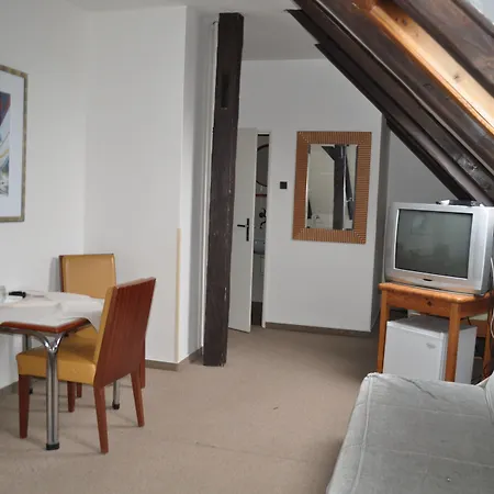 スヴォルノスト ホテル プラハ