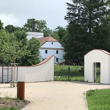 スヴォルノスト 3*