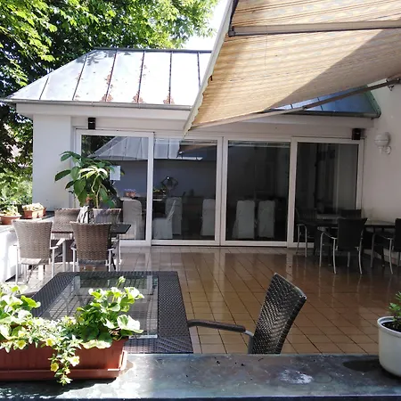 スヴォルノスト 3*